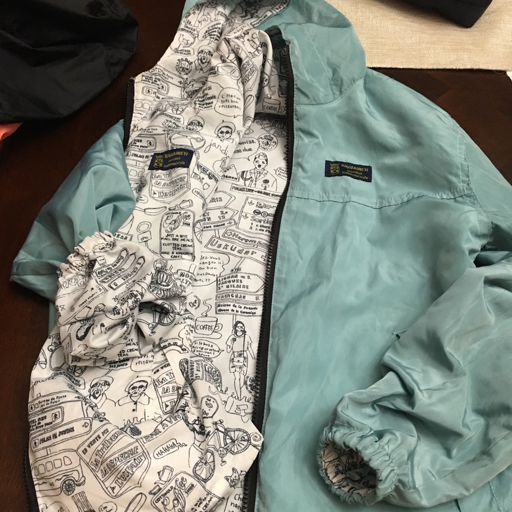 Reversible windbreaker torn pocket see pictures
